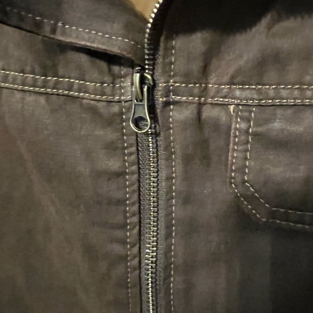 Men's Brown Zip-Front Vest - Picture 3 of 4